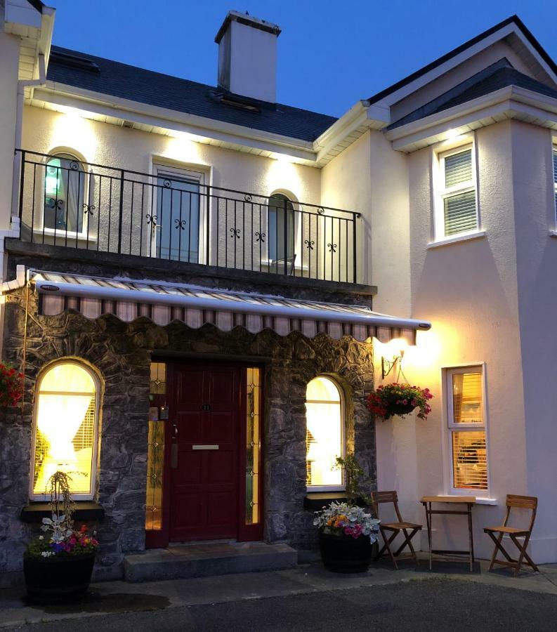 Amber Heights Bed & Breakfast Galway Exterior foto